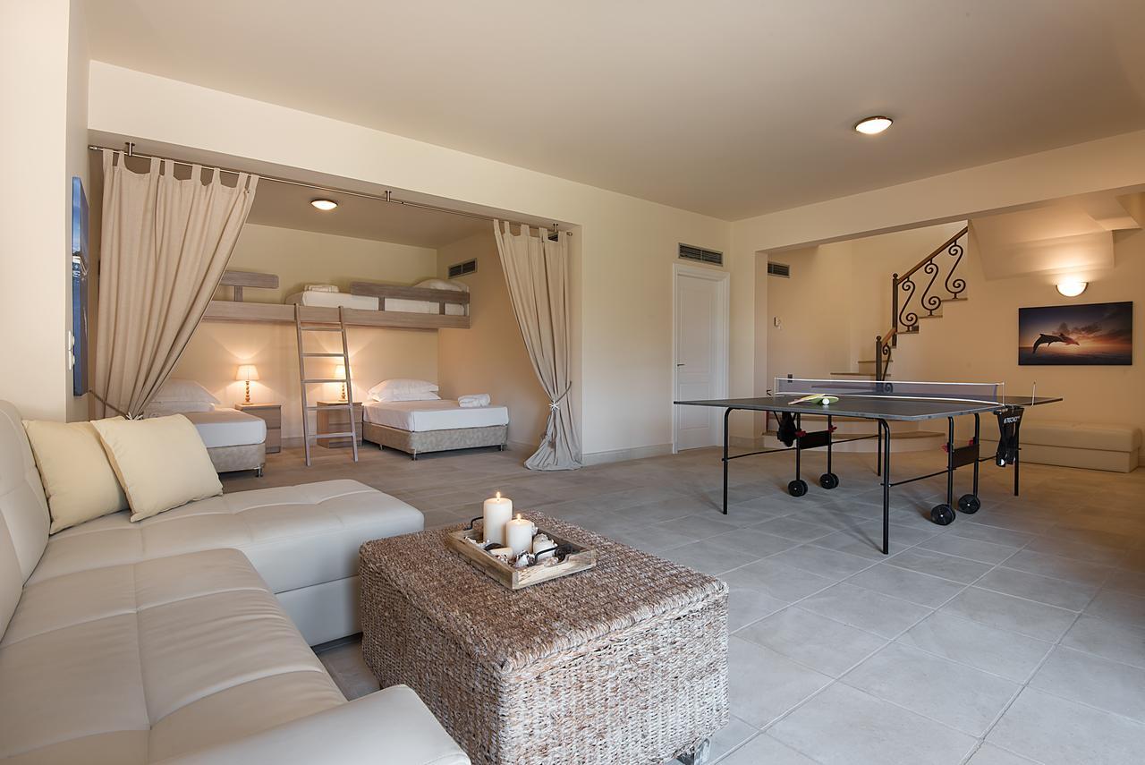 Villa Emerald Porto Heli Exterior photo